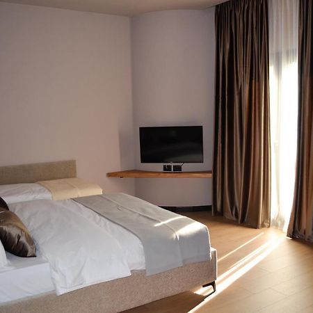 N'Peze Hotel Laknas Bagian luar foto