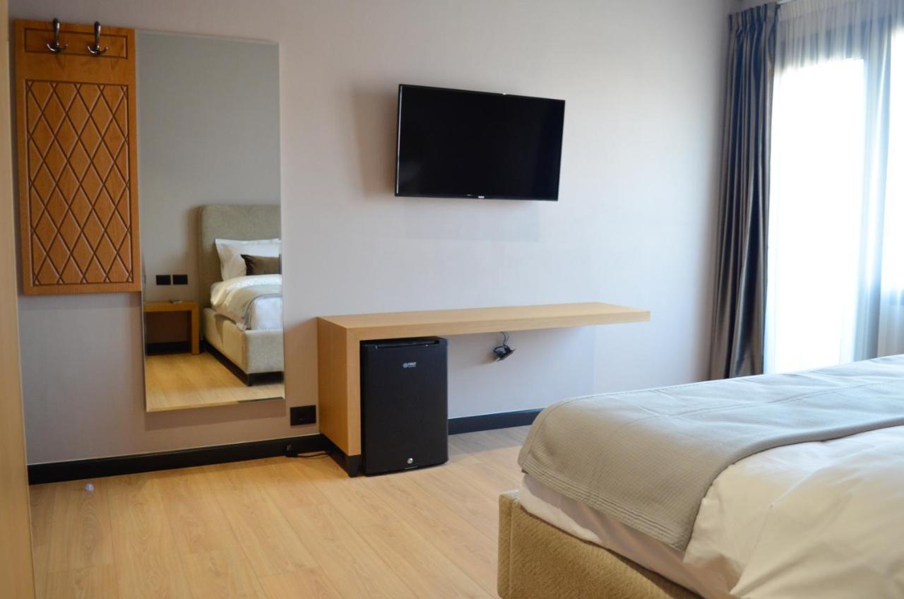 N'Peze Hotel Laknas Bagian luar foto