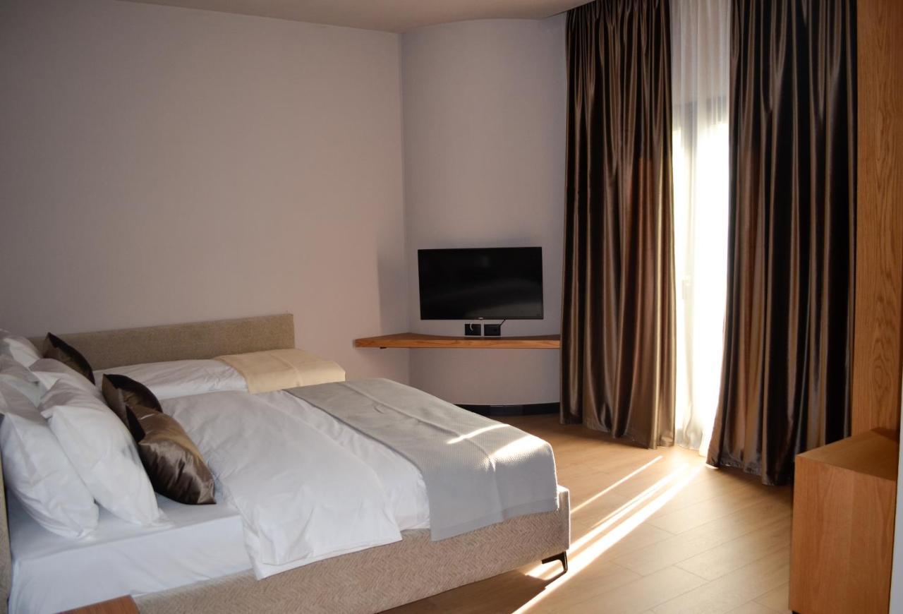 N'Peze Hotel Laknas Bagian luar foto